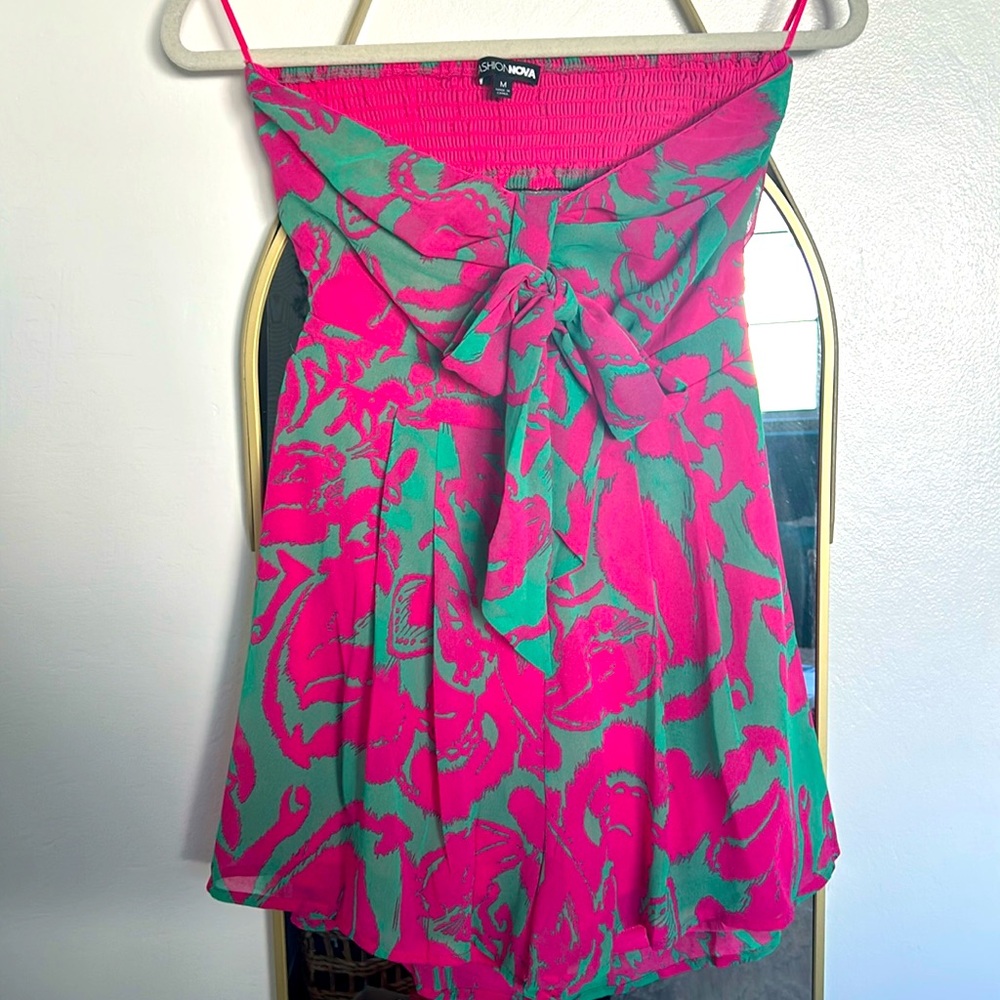 Strapless romper